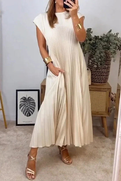 Color Round Neck Sleeveless Pleated Large Hem Maxi Dress