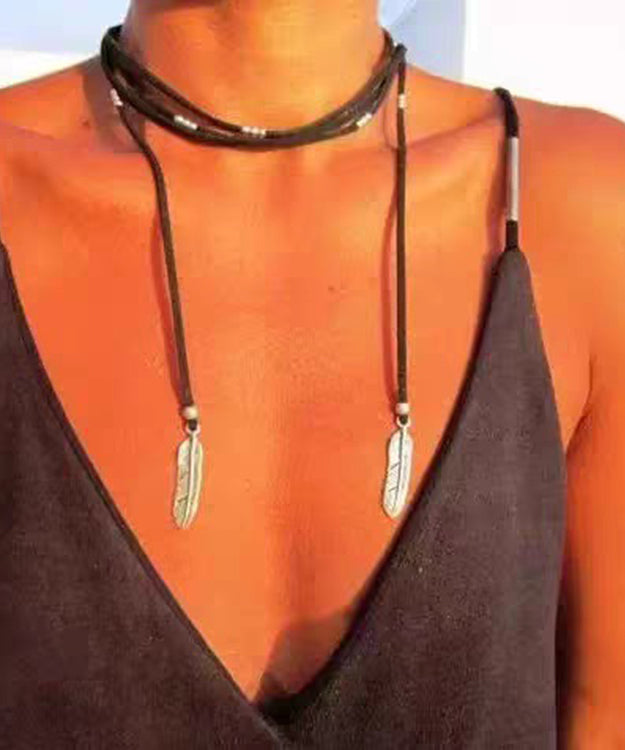 Beach Black Leather Alloy Feather Tassel Necklace