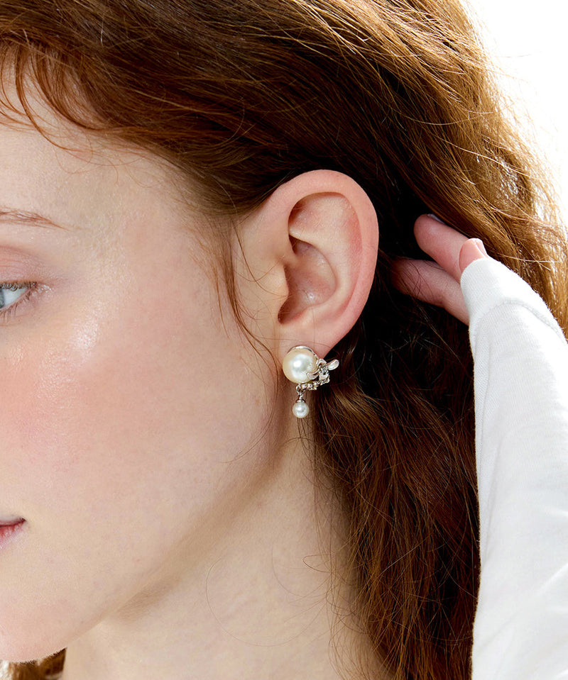 Pearl Original Design Silver Stud Earrings