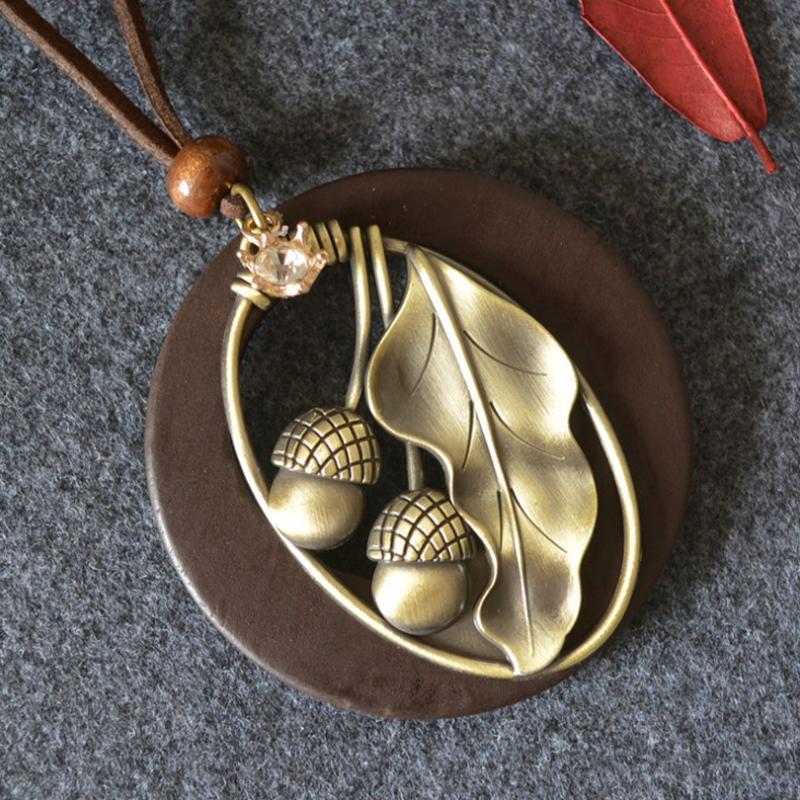Alloy Acorn Leaf Necklace
