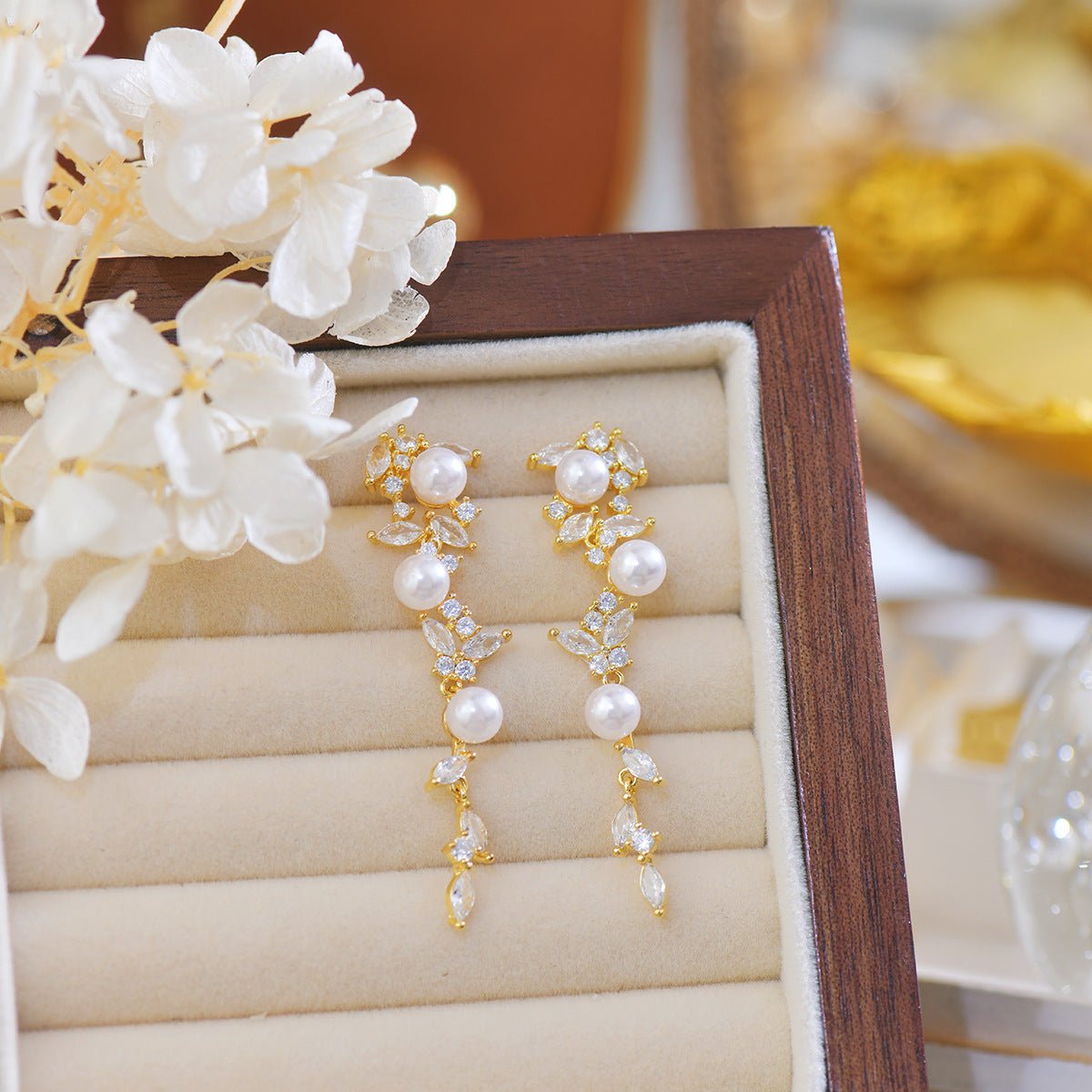 Floraison Pearl Earrings