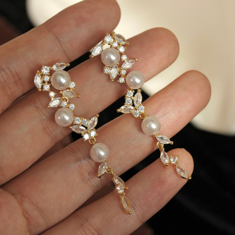 Floraison Pearl Earrings