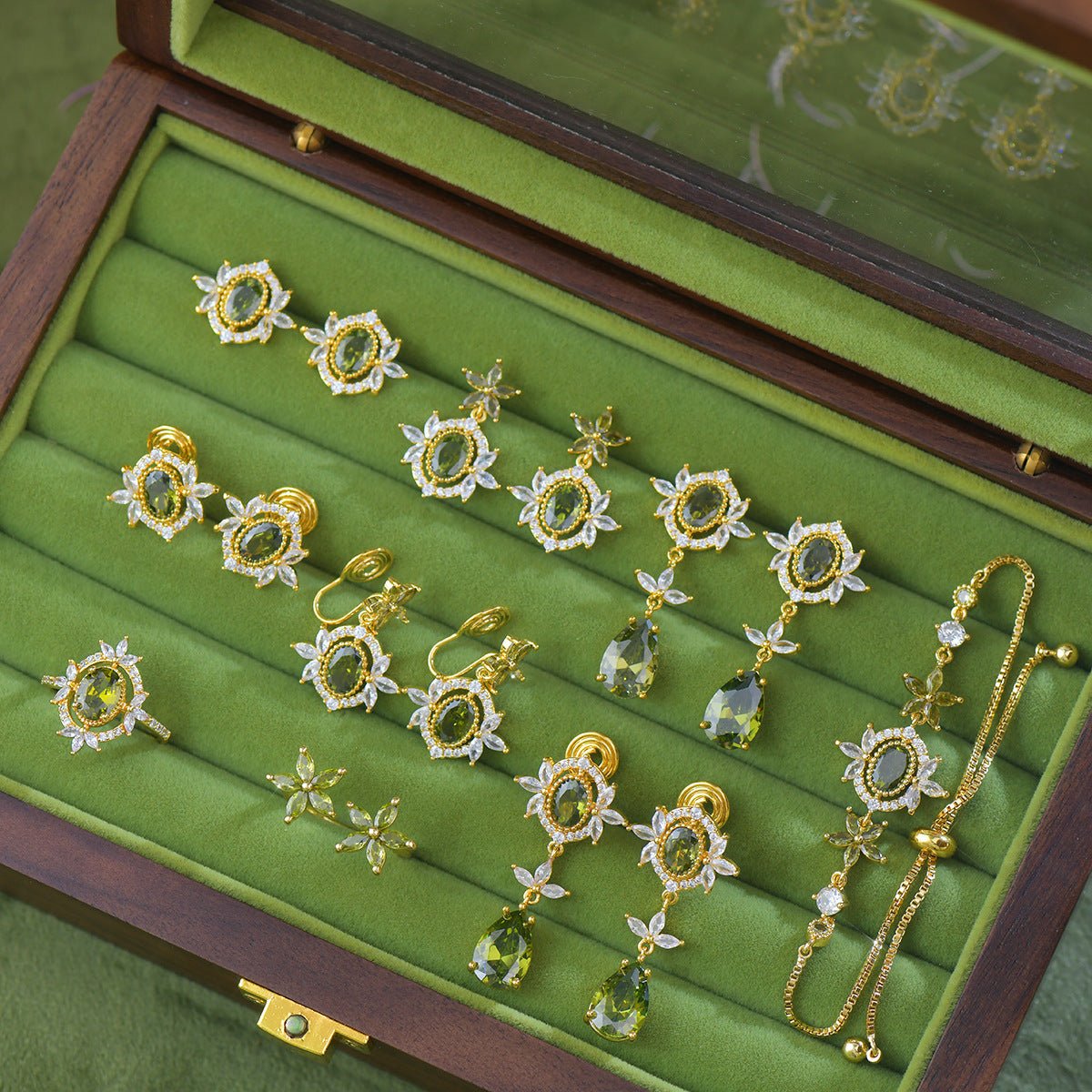 Garden of Eden Stud Earrings