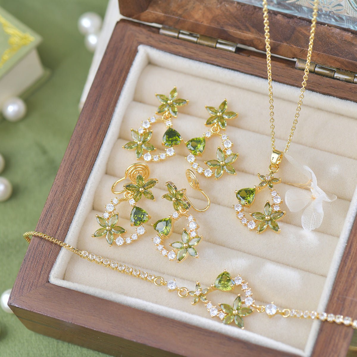 Heart of Spring Necklace