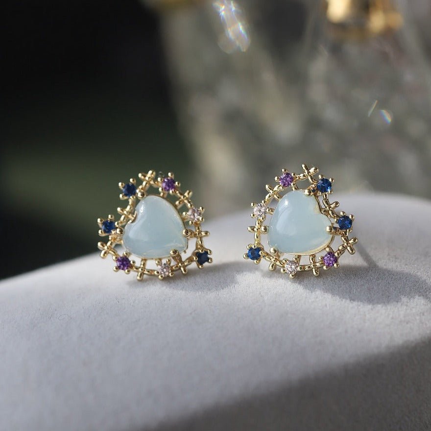 [] Chloe Heart Stud Earrings