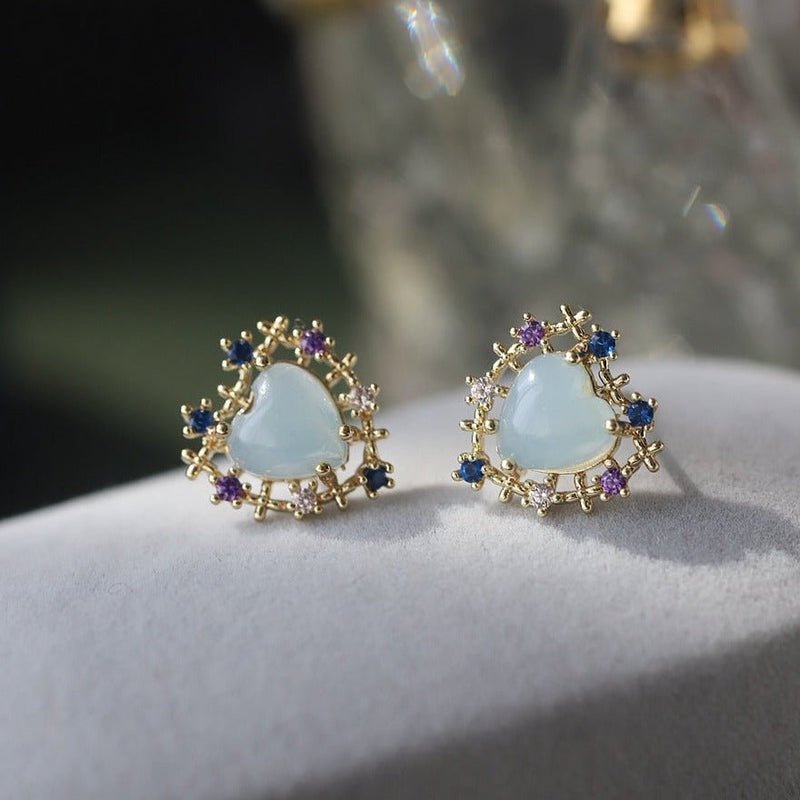 [] Chloe Heart Stud Earrings