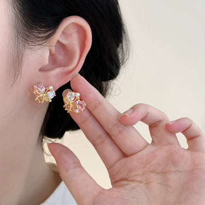 [sample ] Samantha Heart Stud Earrings