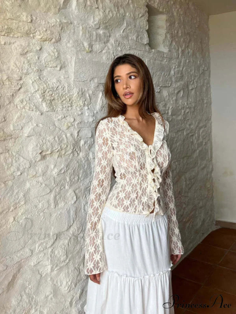Hollow Fashionable See-through Mesh Long-sleeved Lace Top/cardigan/blouse