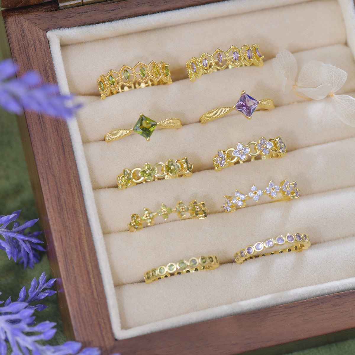Isolde Marquise Band Ring