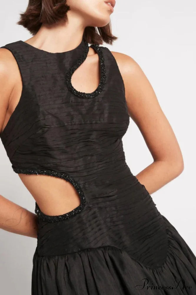 Jolie Abstract Stylish Cut-out Midi Dress