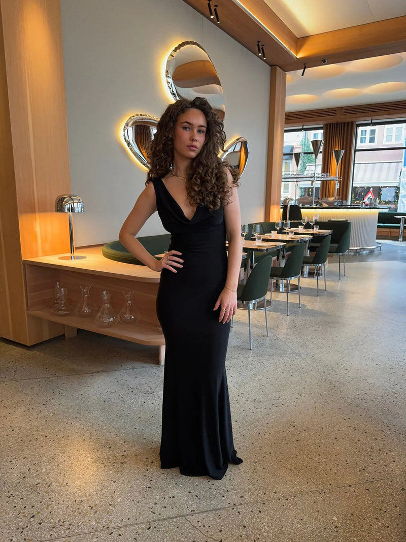 Emily | Backless Maxi Dress