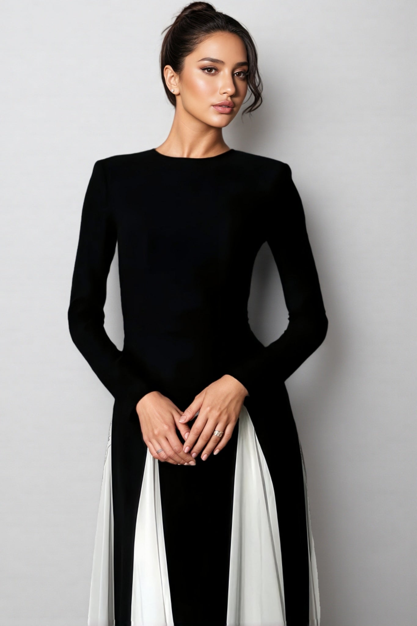 Liwy Black and White Clashing Long Sleeve Maxi Dress