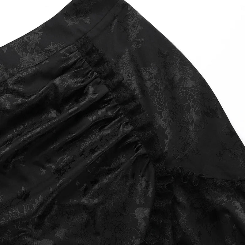 Lace Splicing Asymmetric Skirt