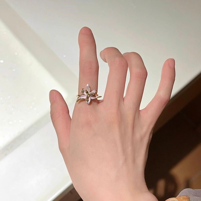 Lily of Rosewater Ring