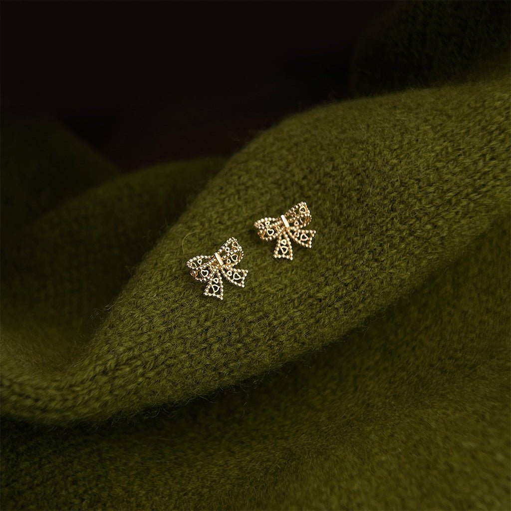 Lovelace Bow Earrings in Gold