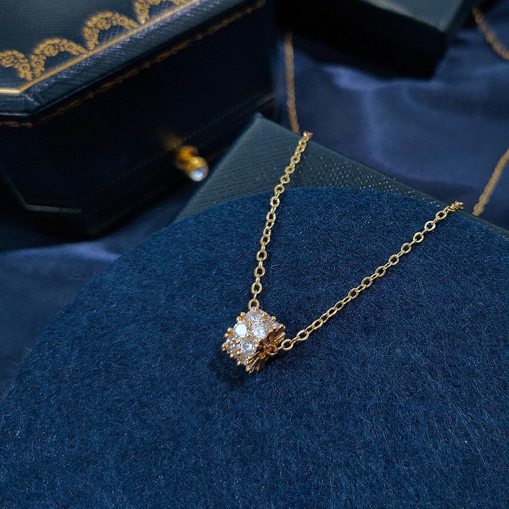 [] Lucky Wheel Necklace