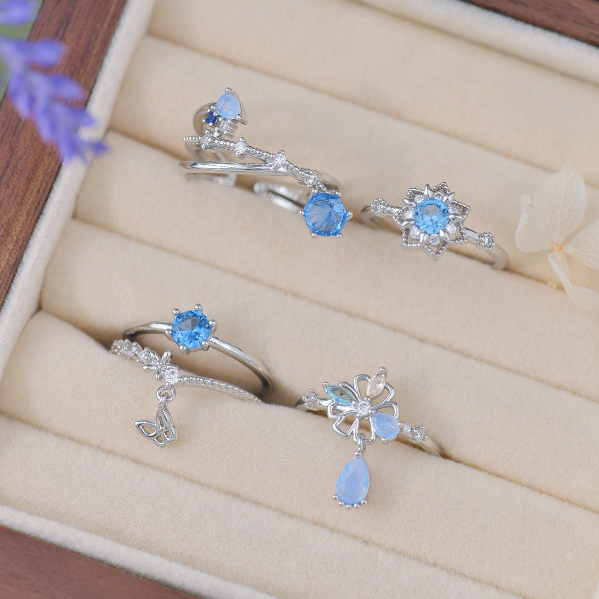 Luna Butterfly Ring