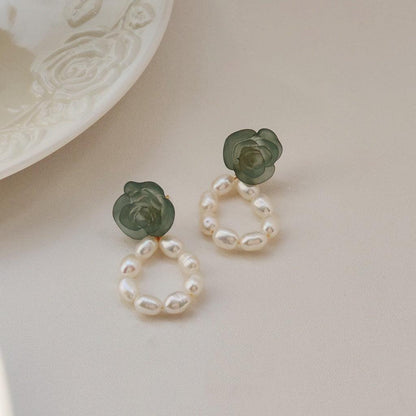 [] Matcha Rose Pearl Earrings