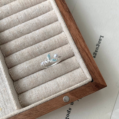 Mermaid Pearl Ring