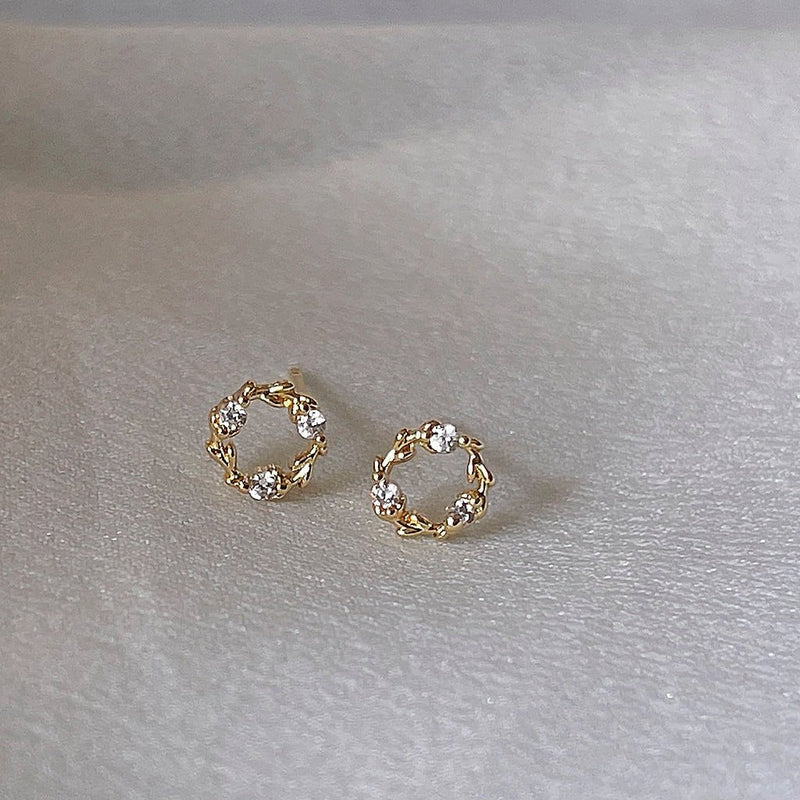 Mini Wreath Stud Earrings