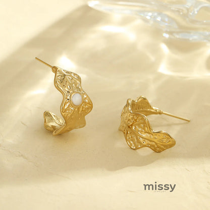 Brynlee Sculpted Hoop Earrings