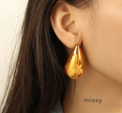 Lyrik Knot Earrings