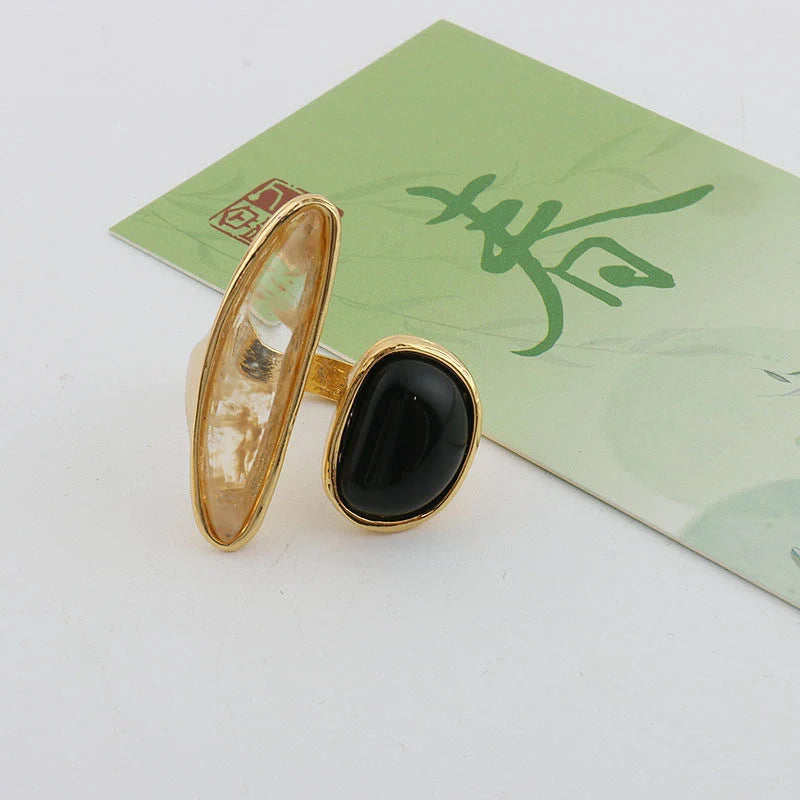 Oval Citrine Gold Ring