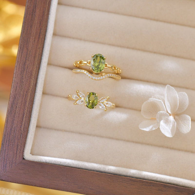 Nicola Peridot Ring
