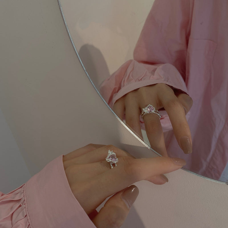 [] Pink Heart Ring