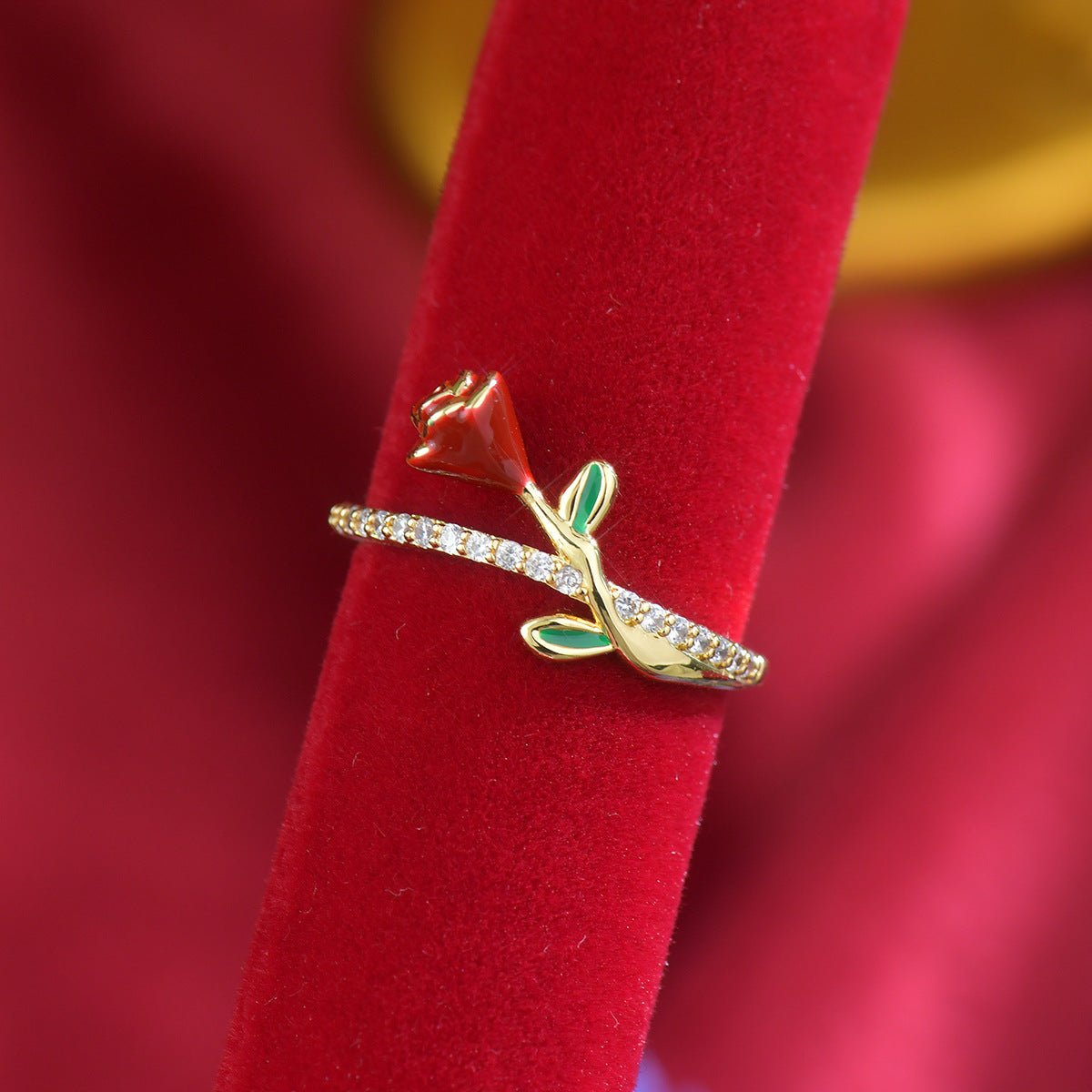 Red Rose Ring