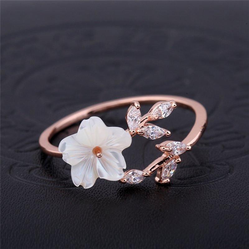 Dainty Flower Gold Ring