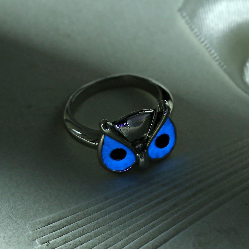 The Wise Owl Glow in the Dark Ring