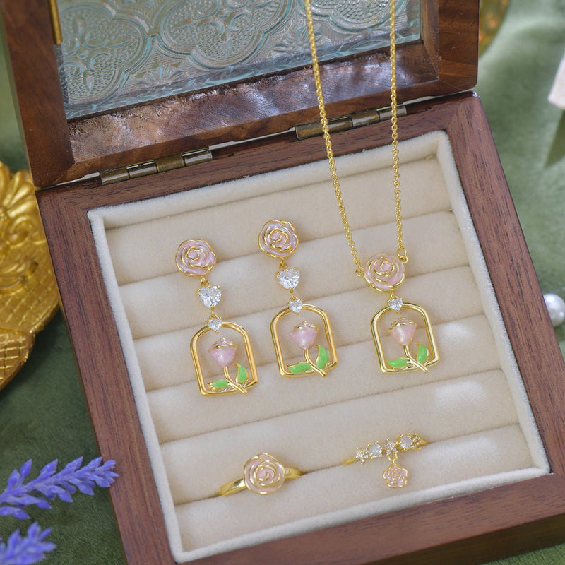 Rose Garden Necklace