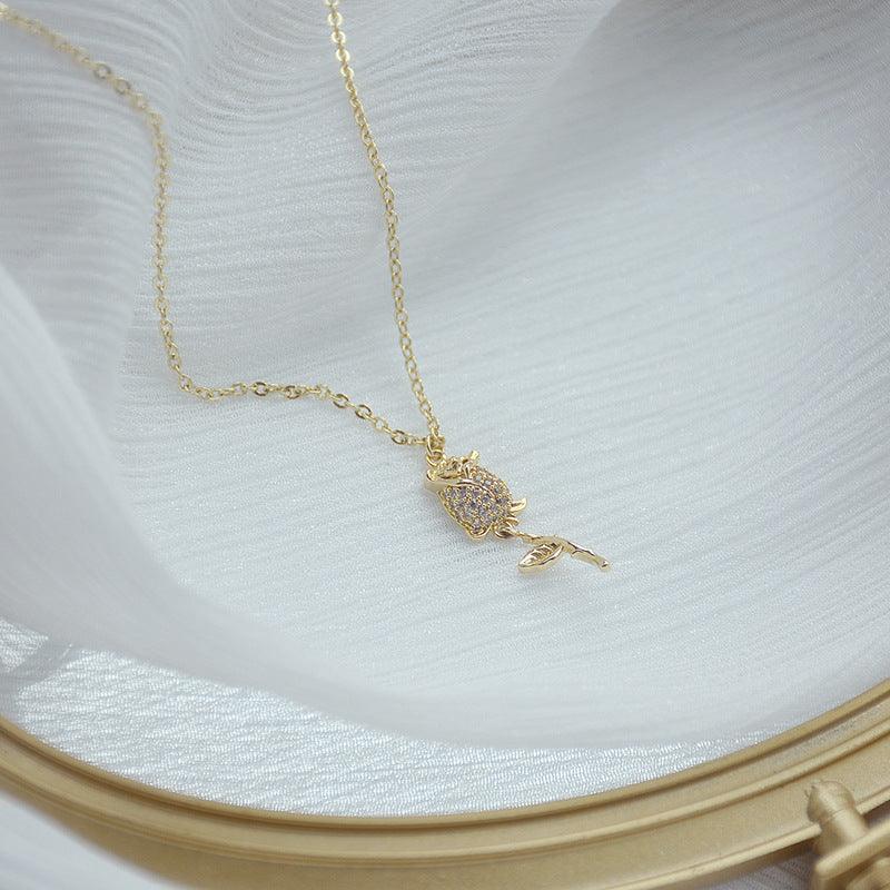 [] Rose Necklace