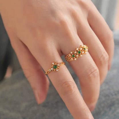 Rosette Emerald Ring