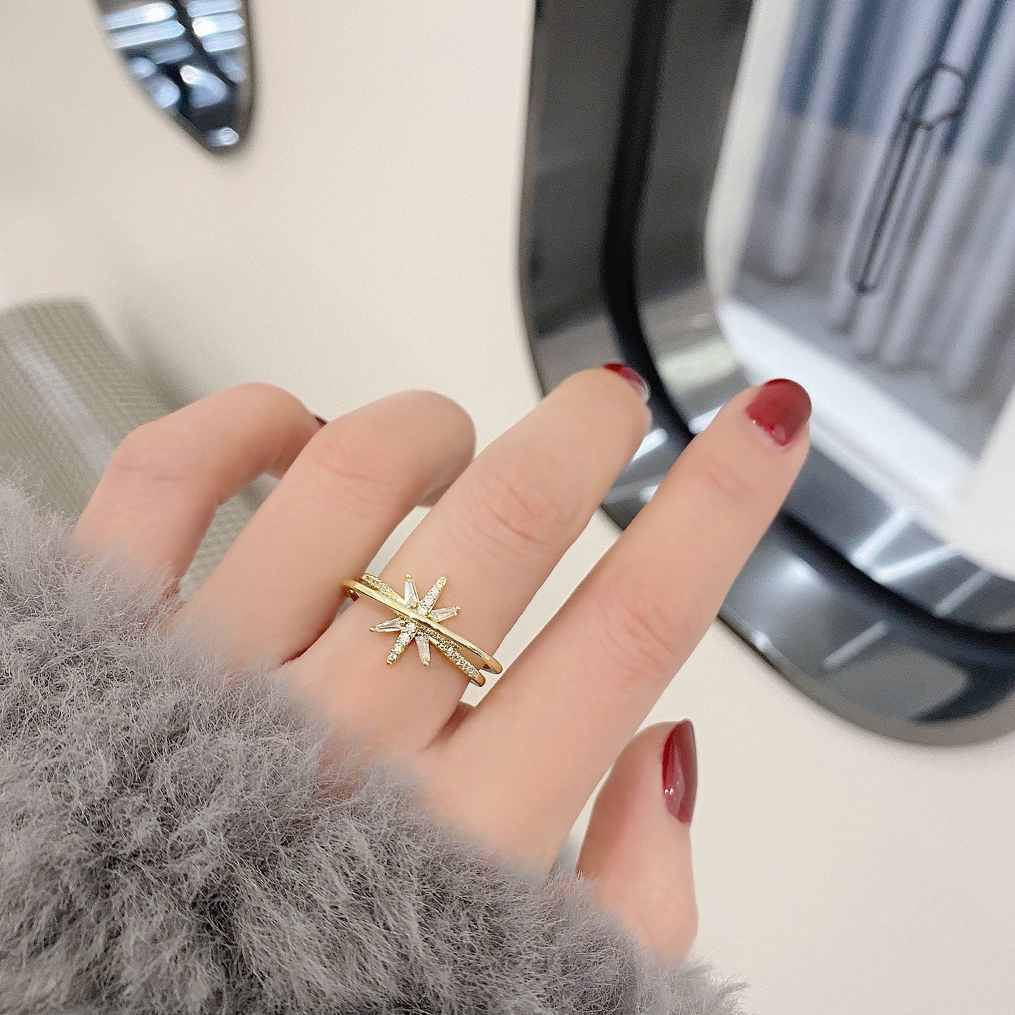 [] Shooting Star Ring
