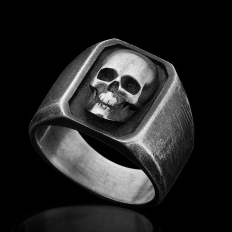 Skull Edge Octagon Ring