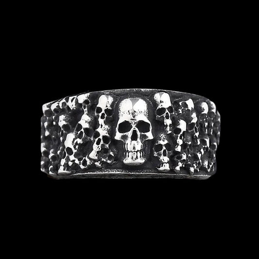 Skulls of the Catacombs Ring