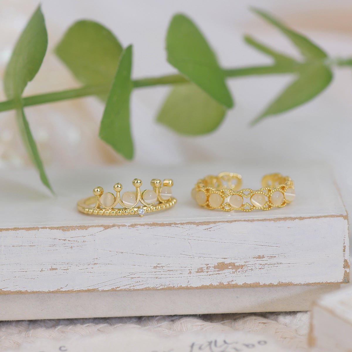 [] Tiara Ring Set