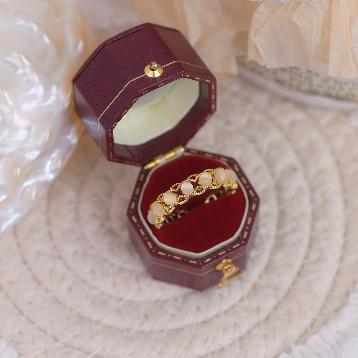 [] Tiara Ring Set