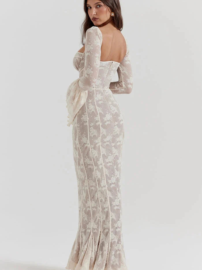 Sweetheart Neck Bell Sleeves Lace Maxi Dress