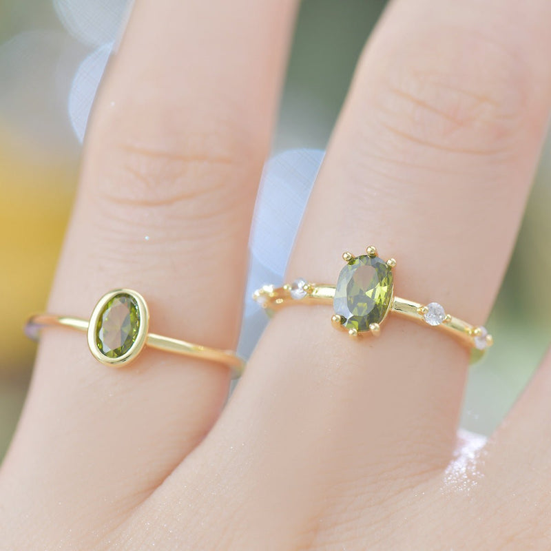 Verde Oval Bezel Ring