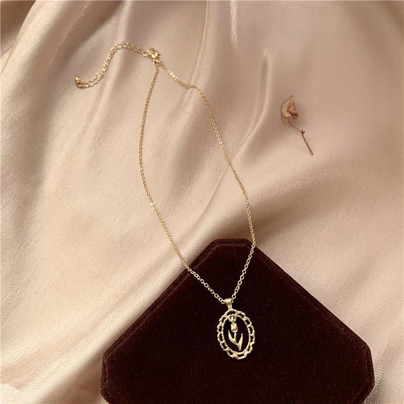 Tulip Necklace