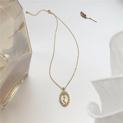 Tulip Necklace