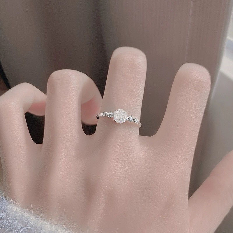 White Rose Ring