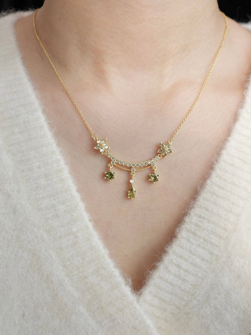 Wildflower Serenade Necklace in Green
